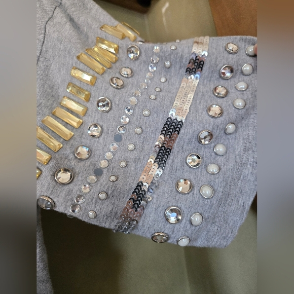 Michael Kors | Bejeweled Sleeves Gray Women's Top, Size Xs (Oversized) - Picture 7 of 9